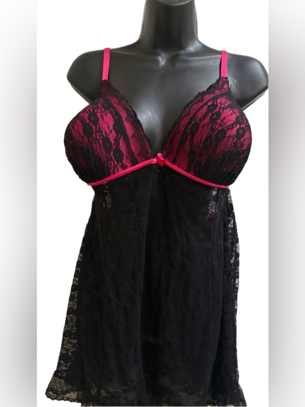 Lace Trim Chemise Nightgown in Black and Hot Pink⭐️NWT⭐️